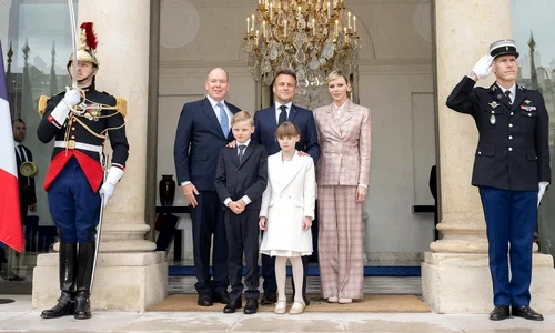 Prințesa Charlene și Albert de Monaco Facebook jpg