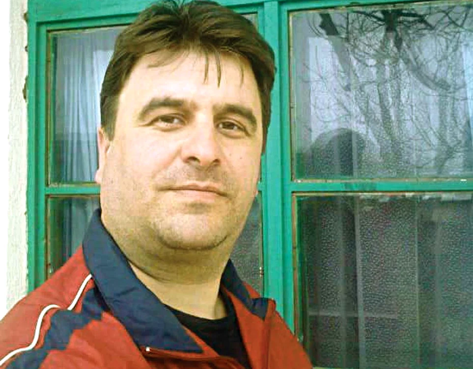 
    Femeia și-a dat seama că ceva e în neregulă cu mașina, înainte de a provoca o tragedie   