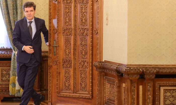 Nicușor Dan