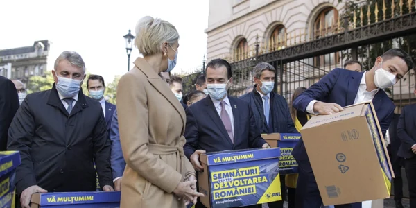 depunere semnatura pnl la bec - liviu orban - raluca turcanu. foto inquam photos/octav ganea