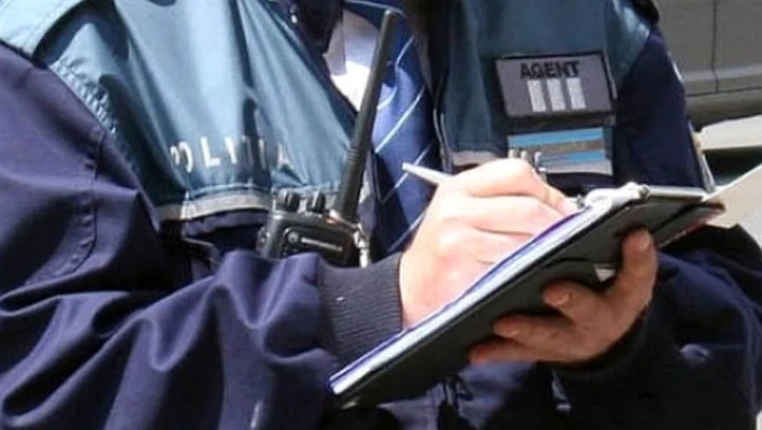 Peste 430 de şoferi llăsaţi pietoni de poliţiştii de la Rutieră      FOTO Adevărul