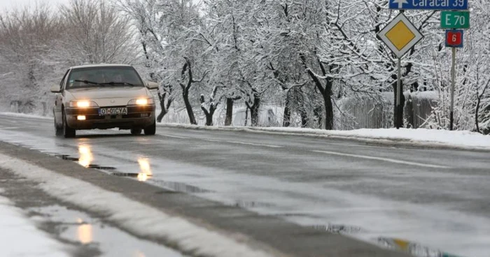 Craiova: Autoturismele se deplasează încet, între Craiova şi Caracal.