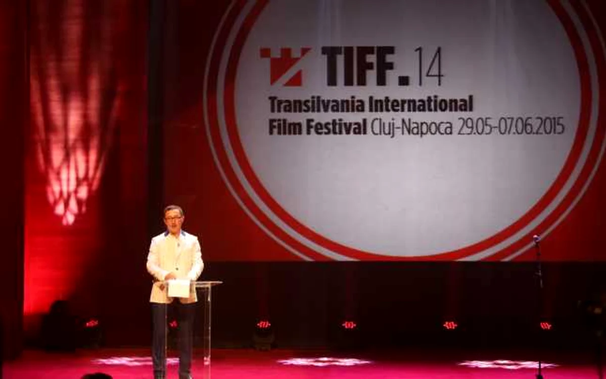 Preşedintele TIFF, Tudor Giurgiu, pe scena Teatrului Naţional din Cluj  FOTO: Florin Ghioca