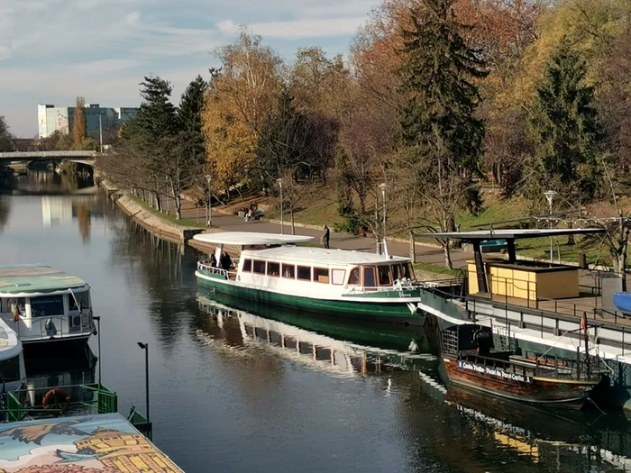 Vaporul Pelican e din nou pe Bega FOTO Ş.Both