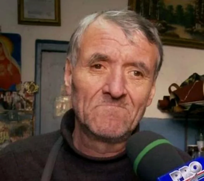 
    Tatăl fotbalistul s-a mutat din atelierul insalubru unde trăiafoto: captură Pro Tv  