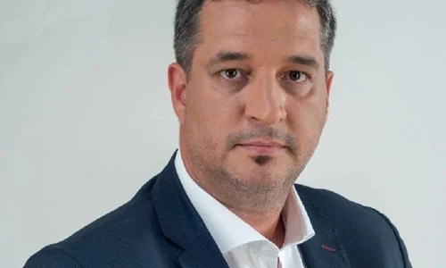 Directorul ANPC, Paul Anghel avertizează cumpărătorii de mărțișoare din metal prețion să fie atenți la garanția produselor  jpeg