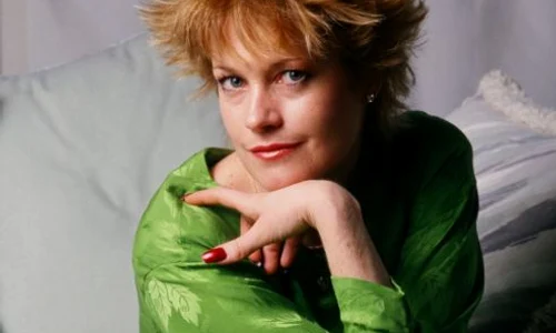 Melanie verde buna jpeg