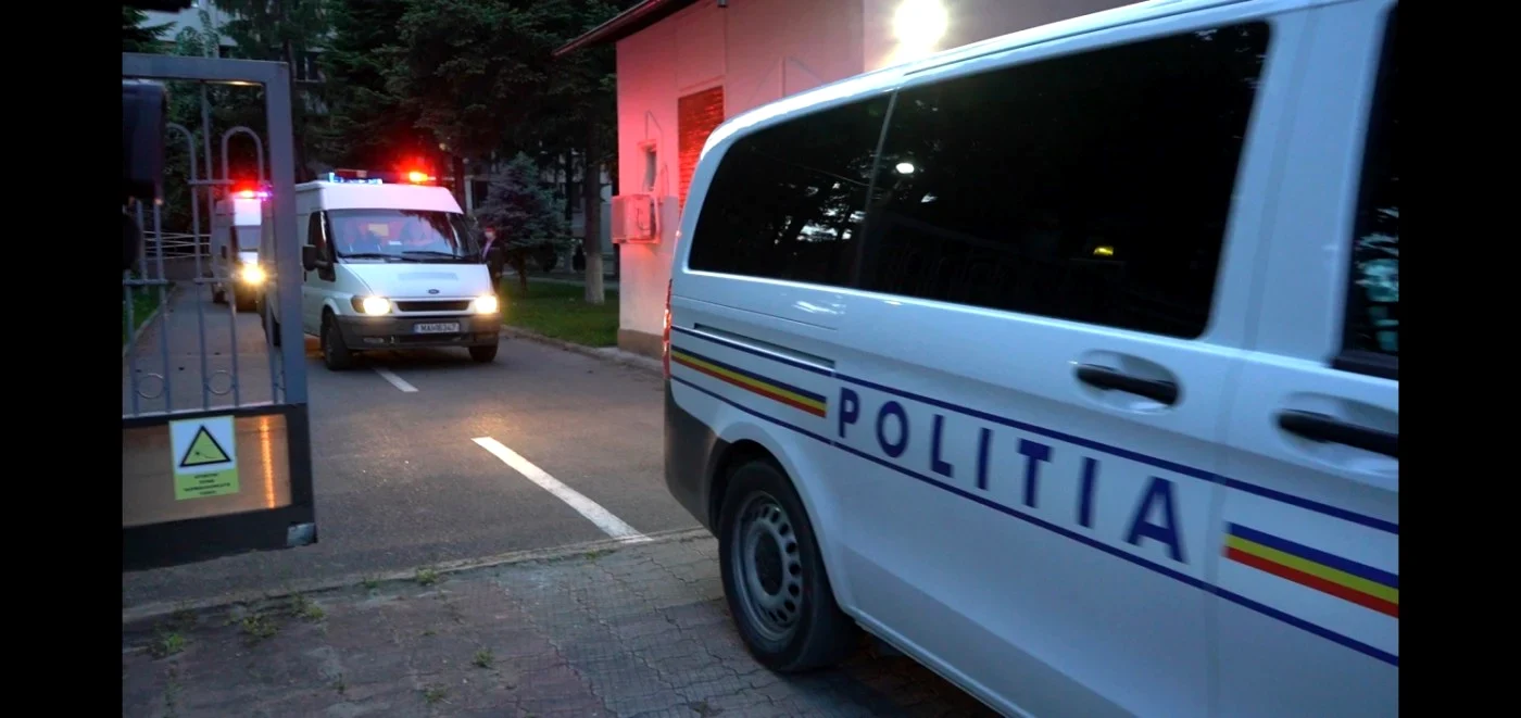 Percheziții ample în dosarul lăutarilor care au falsificat acte. FOTO IPJ Dâmbovița