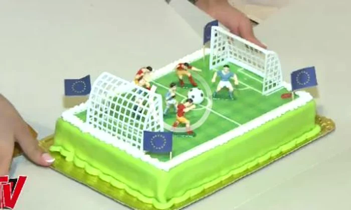 Tortul Mădălinei (captură: Acasă TV)