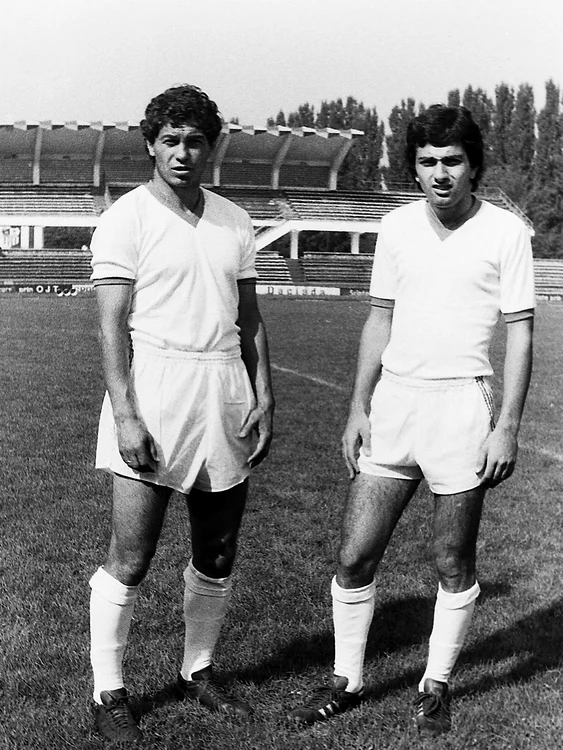 Lucescu și Petcu. Foto: Aurel Herlea, 1981. Sursa: Dan Bera. Corviniștii / Facebook