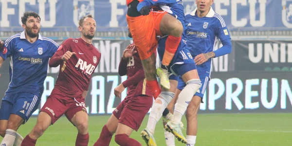 FCU 1948 CRAIOVA   FC CFR 1907 CLUJ, SUPERLIGA SUPERBET (17 02 2024) jpg