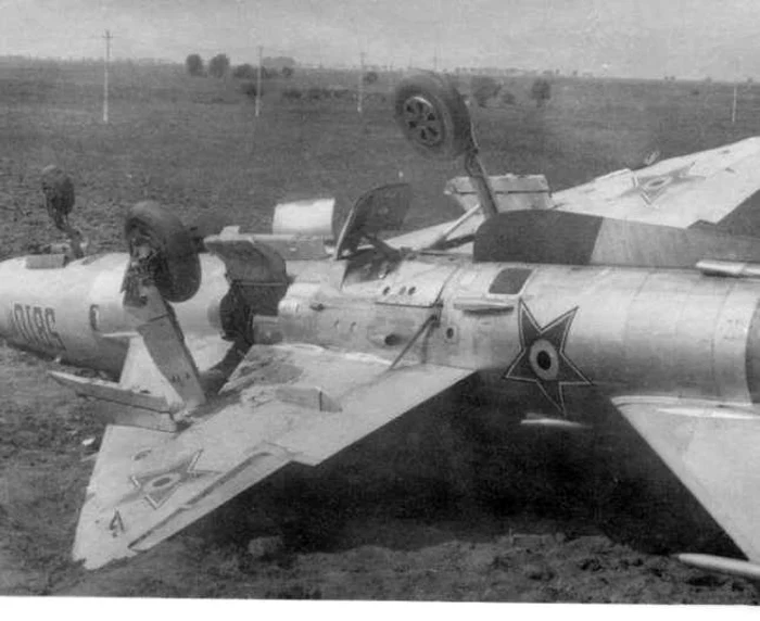 Un MIG-21 la pămâint