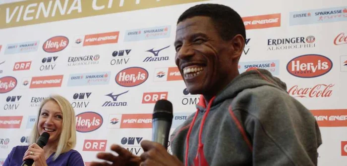 Radcliffe și Gebrselassie * Foto: Reuters