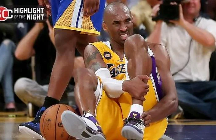 Sezon încheiat şi poate şi carieră terminată pentru Kobe Bryant. FOTO: espn.go.com