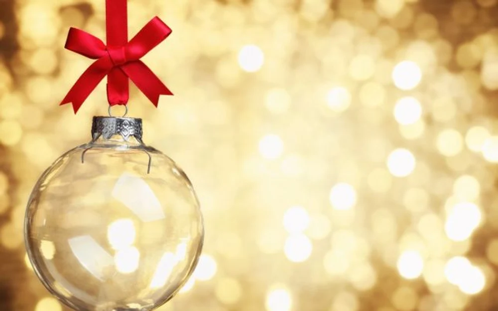 Reclamă falsă generată cu AI referitoare la un târg de Crăciun la palatul Buckingham. Ce au constatat turiștii cuceriți de mesaj