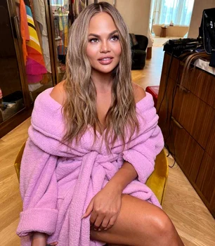 2 chrissy teigen bun bun jpg jpeg