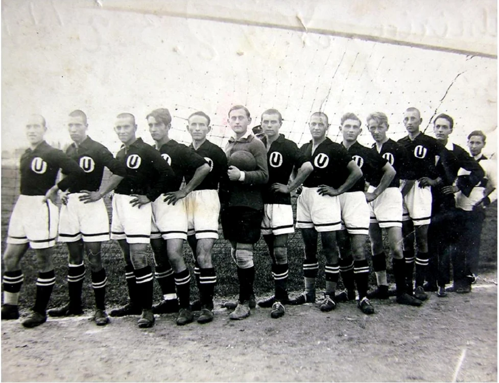 Echipa Unirea Alba Iulia în perioada interbelică