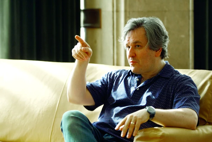 Antonio Pappano a dirijat aseară muzică de Ravel, Enescu şi Dvorak, iar în seara aceasta va interpreta, alături de ansambluri, una dintre cele mai bune lucrări verdiene - Recviem FOTO: Eduard Enea