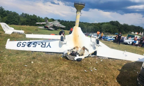 Avion de mici dimensiuni prăbușit  Foto ISU Hunedoara (3) jpg