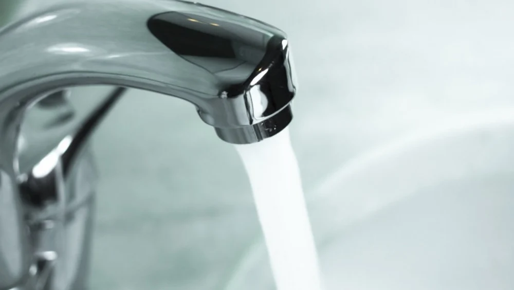 O italiancă a primit facturi la apă de peste 55.000 de euro. Cum a fost rezolvată situația