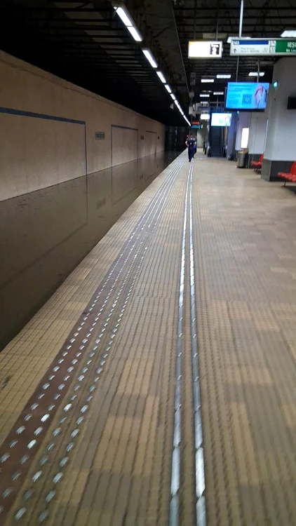 Stația de metrou Piața Victoriei 2 a fost închisă. FOTO: Facebook