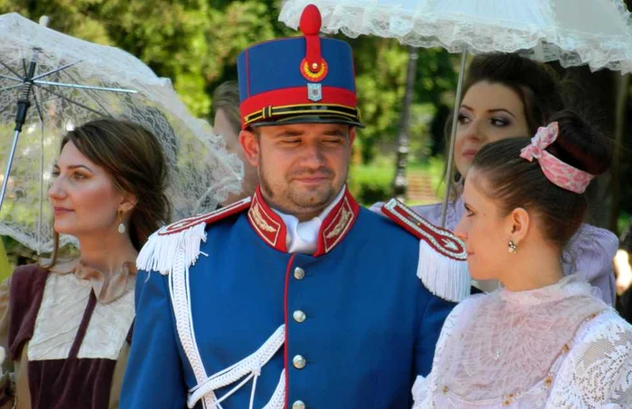 Galaţiul de altădată a ieşit în stradă. Foto: Costel Crângan