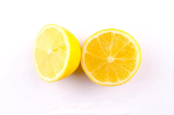 1 cconsuma apa cu lamaie inainte de somn la ce te ajuta jpg jpeg