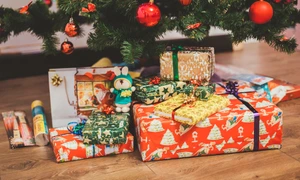 Tu știi ce cadou să îi cumperi copilului tău de Crăciun  TOP 4 opțiuni din care să alegi + Cadouri sub brad jpeg