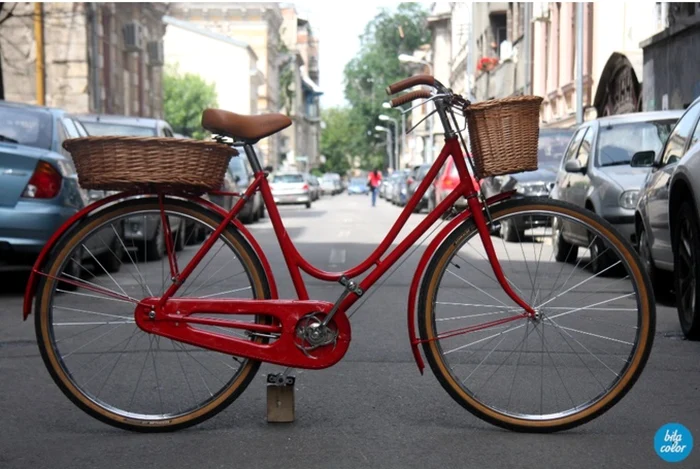 Bicicleta are de acum un înger păzitor, în Bike Angel Foto Arhivă Adevărul