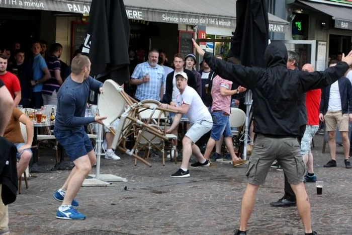 FOTO Daily Mirror