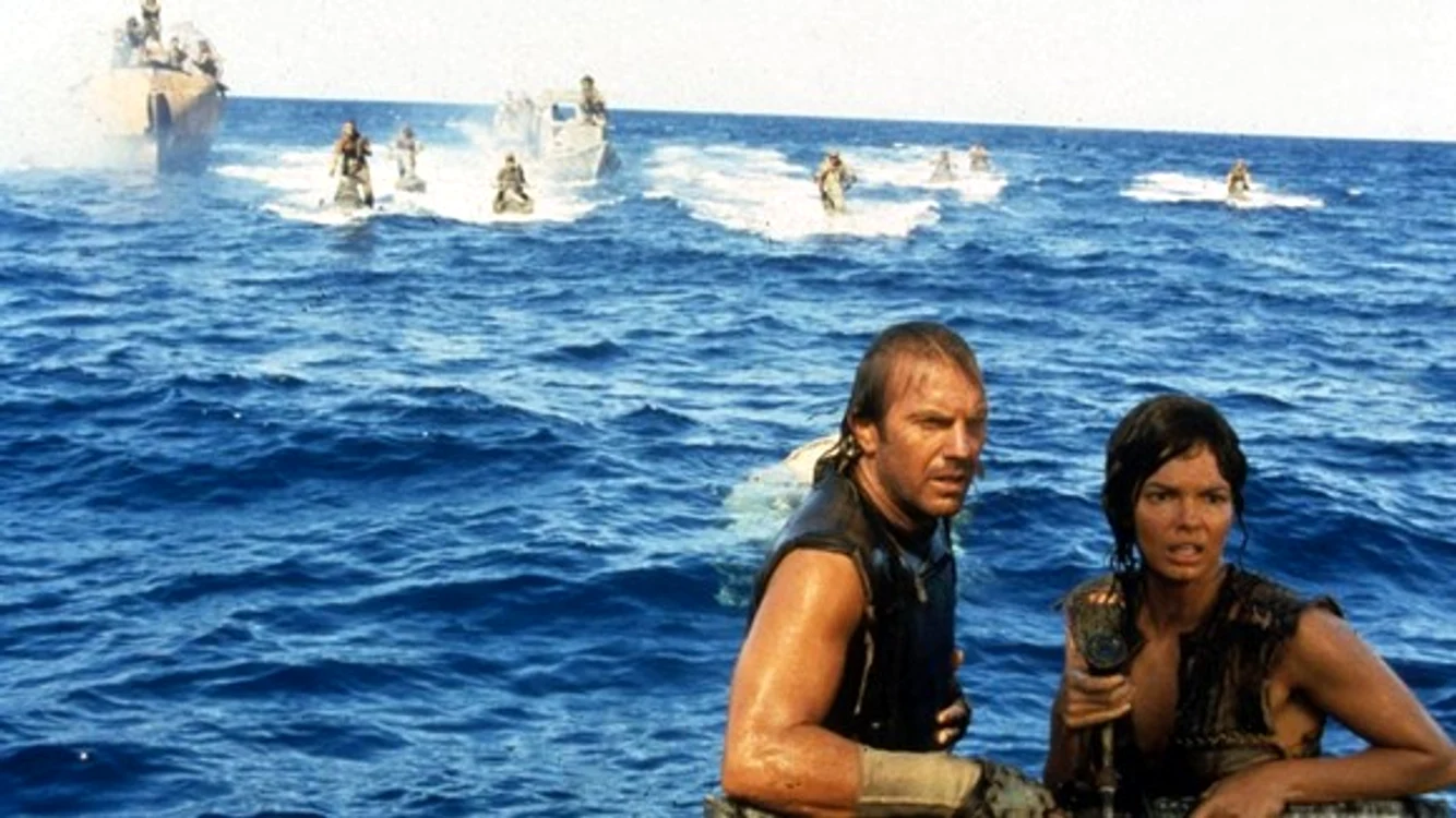 
    ”Waterworld” (1995) - Pământul acoperit  integral de ape   