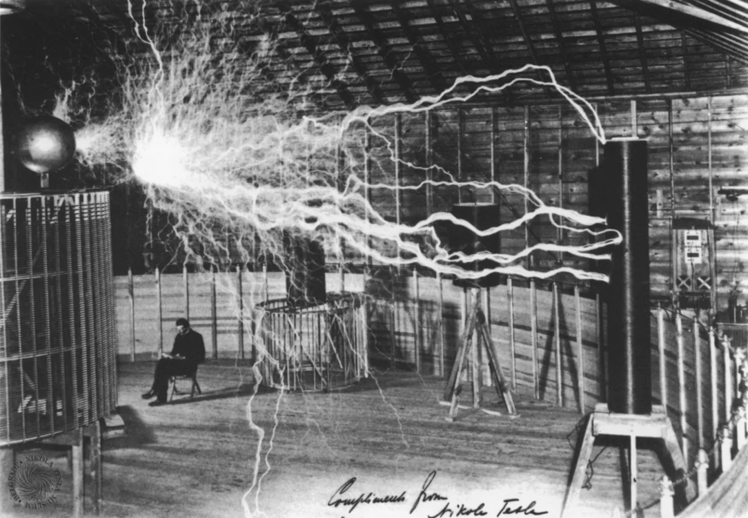 Nikola Tesla este unul dintre cei mai cunoscuţi inventatori. FOTO Instituto Tesla