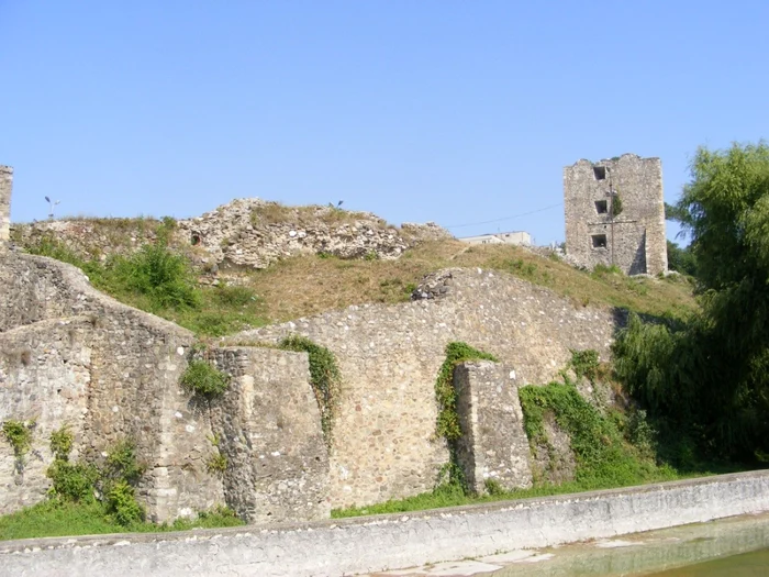 cetatea severinului 1 FOTO Corina Macavei 