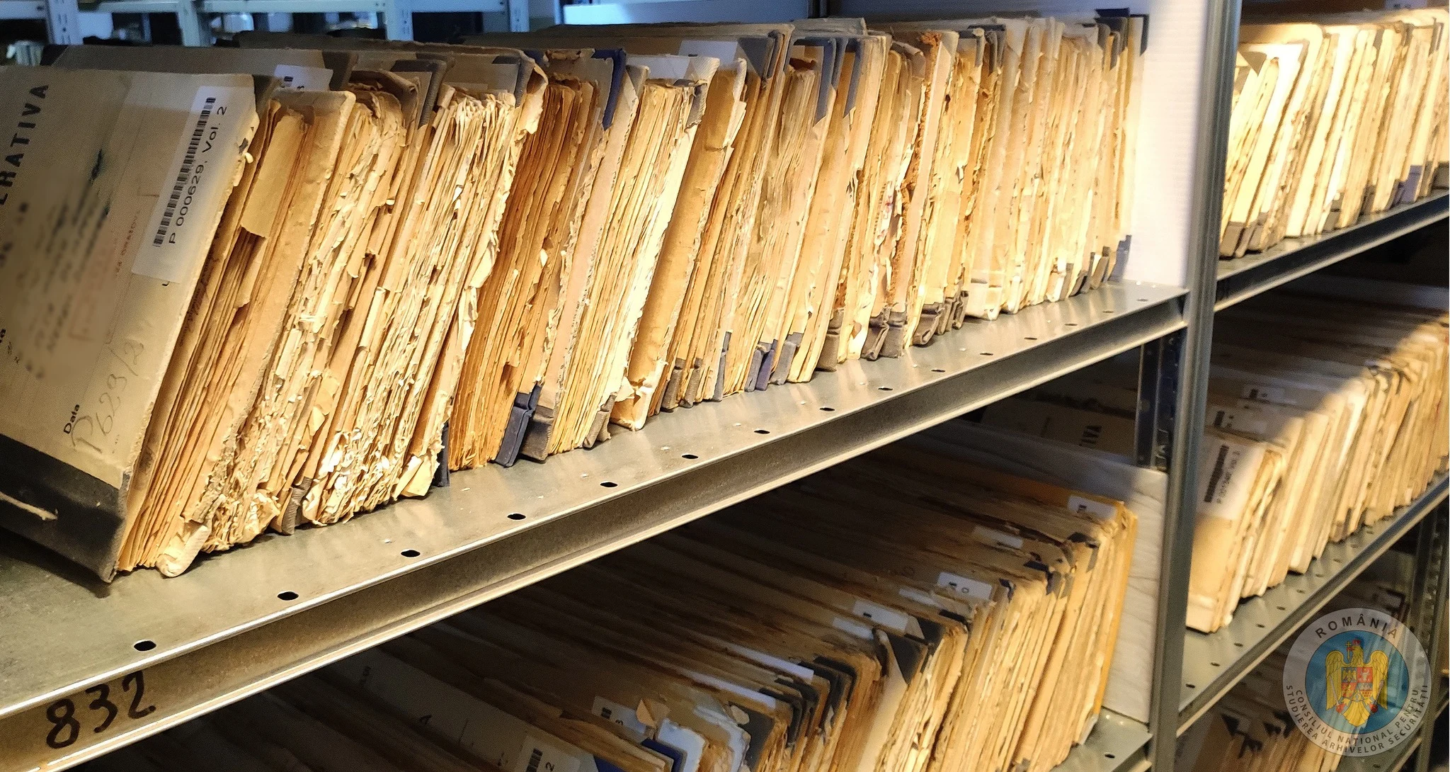 Șoc în cultura română: Ecaterina Oproiu, apreciat critic de film, i-a turnat la Securitate pe Radu Beligan, George Călinescu și Nina Cassian