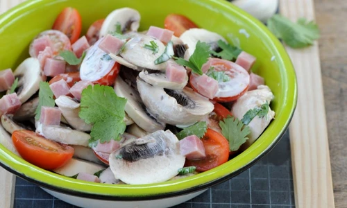 salata ciuperci rosii jpeg