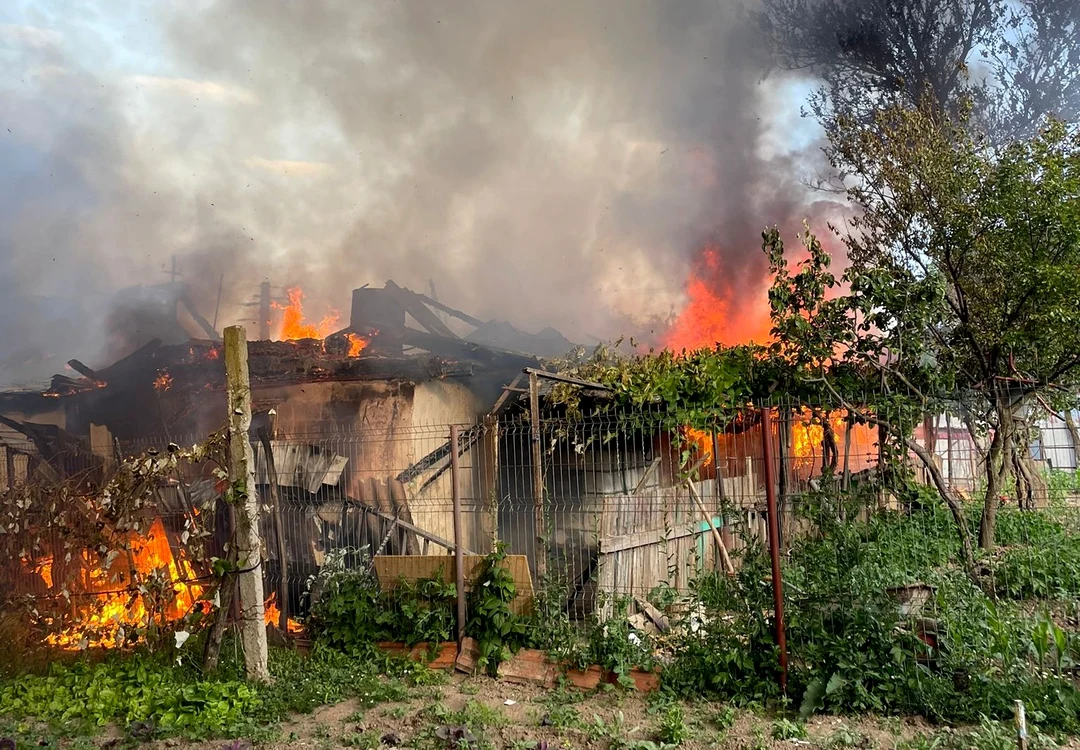 Locuința a fost distrusă în totalitate FOTO ISU Neamț