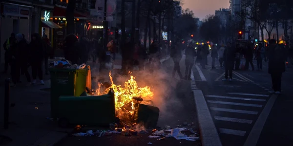 Proteste la Paris- Franța - reforma pensiilor FOTO Profimedia 
