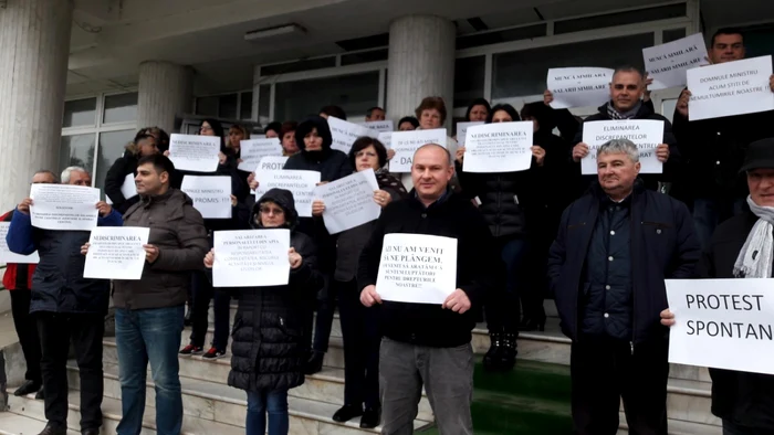 Funcţionarii APIA au început, la mijlocul lunii noiembrie, protestele în toată ţara FOTO: Alina Mitran