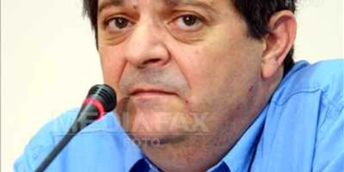 Cristian Sima, de la "guru" pieţelor de capital la escroc