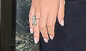 Inelul de logodnă  e cel mai scump  de la Hollywood şi  a costat 7,5 milioane  de dolari jpeg