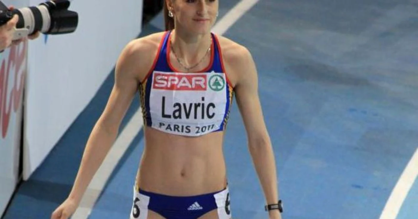 Mirela Lavric, la o competiţie în Paris FOTO Facebook