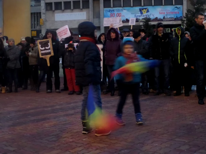 protest pitesti 01