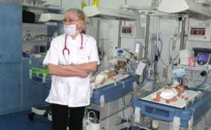 Tot mai puţine hunedorence aleg să devină mămici