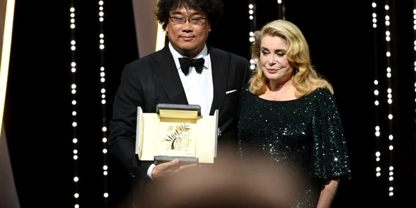 Bong Joon-Ho Palme dOr Catherine Deneuve cannes 2019 foto getty images
