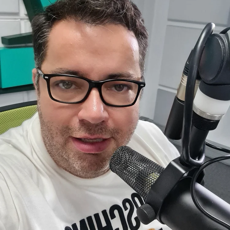 Razvan Popescu Radio ZU punctul pe i in scandalul George Buhnici glume cu grasi (1) jpg
