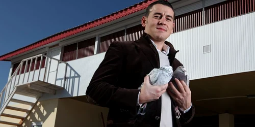 Afacerile din Industria cărnii au adus venituri însemnate, în ultimii ani, familiei Paraschiv (foto: Mihai Benea)