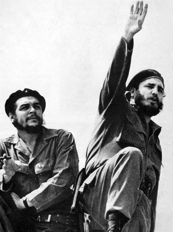 Che Guevara și Fidel Castro, două personaje idolatrizate și azi de neomarxiști. FOTO: Wikipedia