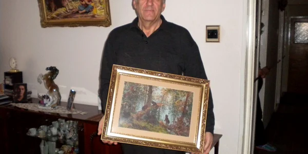 Ion Gavriloiu este atras de tablourile religioase