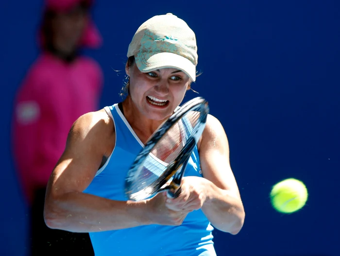 
    NIculescu nu are un start prea bun de sezon în competiţiile de simplu  