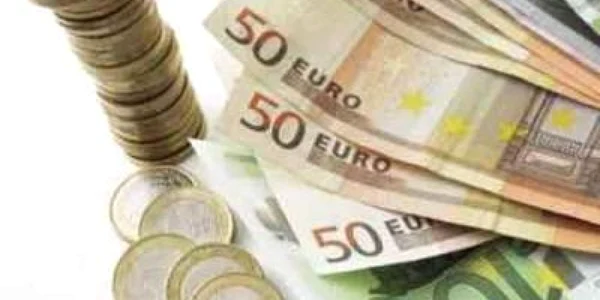 Românii au trimis mai mulţi bani decât toţi africanii sau sud-americanii